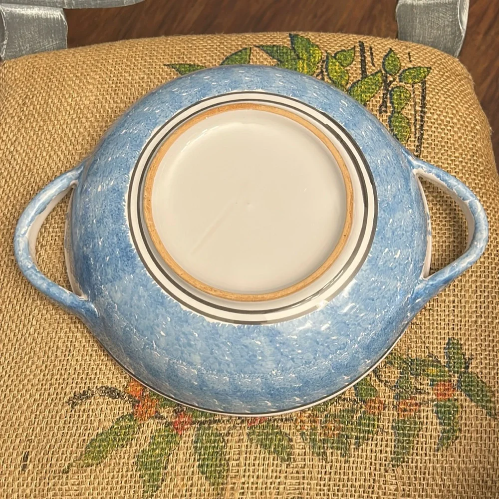 Vintage ceramic bowl (Sorrento, Italy. )